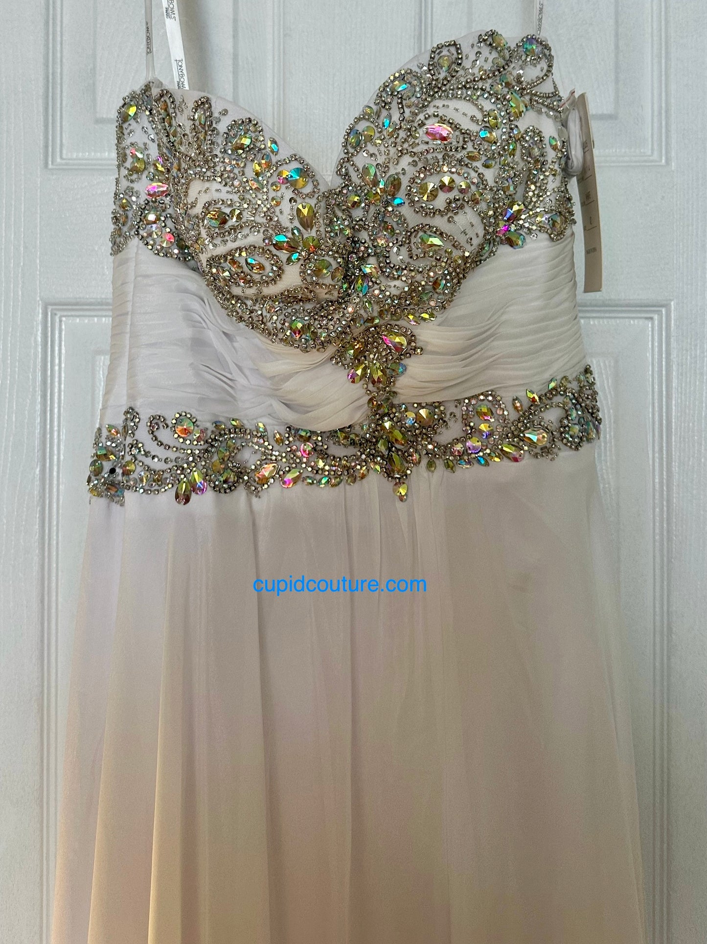 TB114744 Tony Bowls