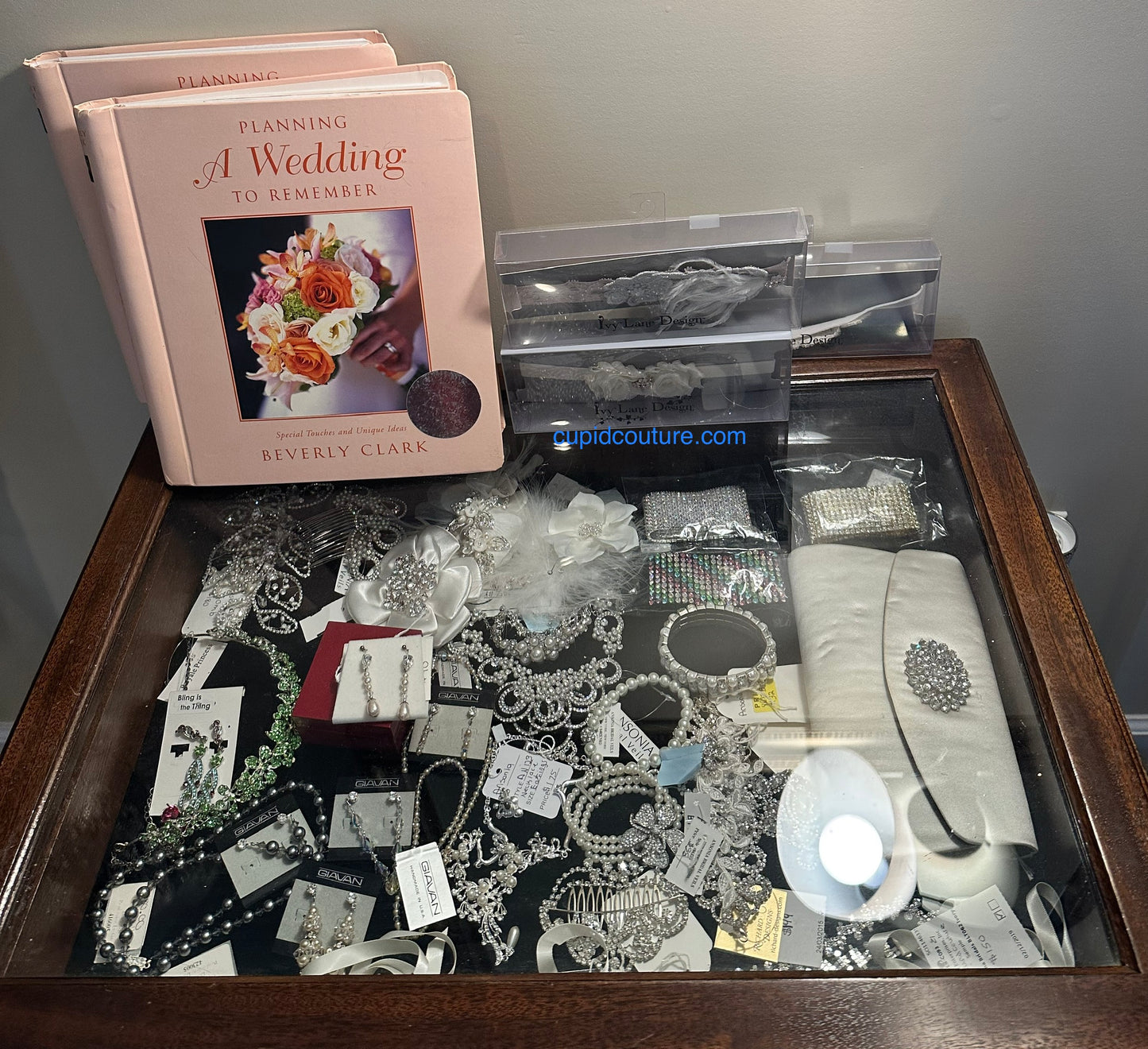 AC38KT Beverly Clark Album