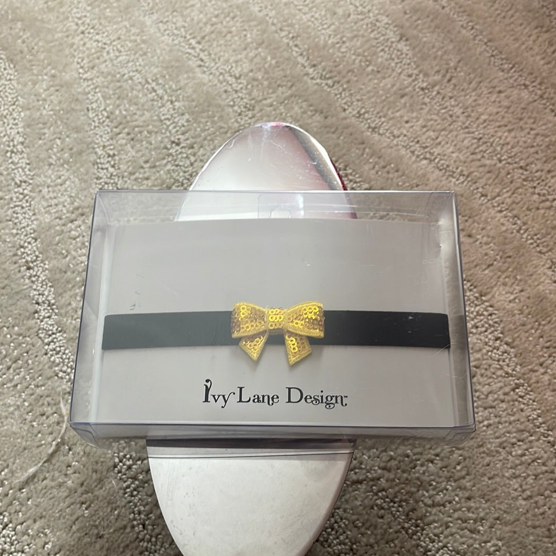 Ivy Lane Garter 20-6001