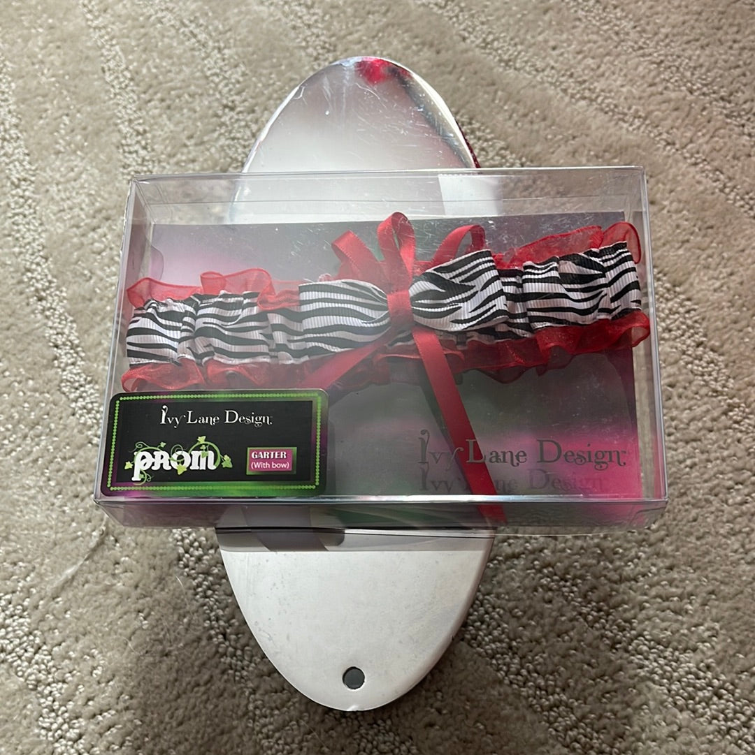 Ivy Lane Garter 20-1014-0015