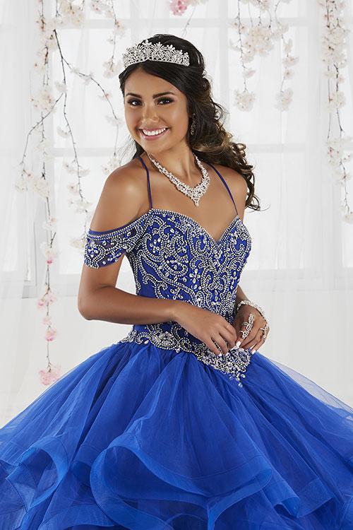 HWQ56369 Royal
