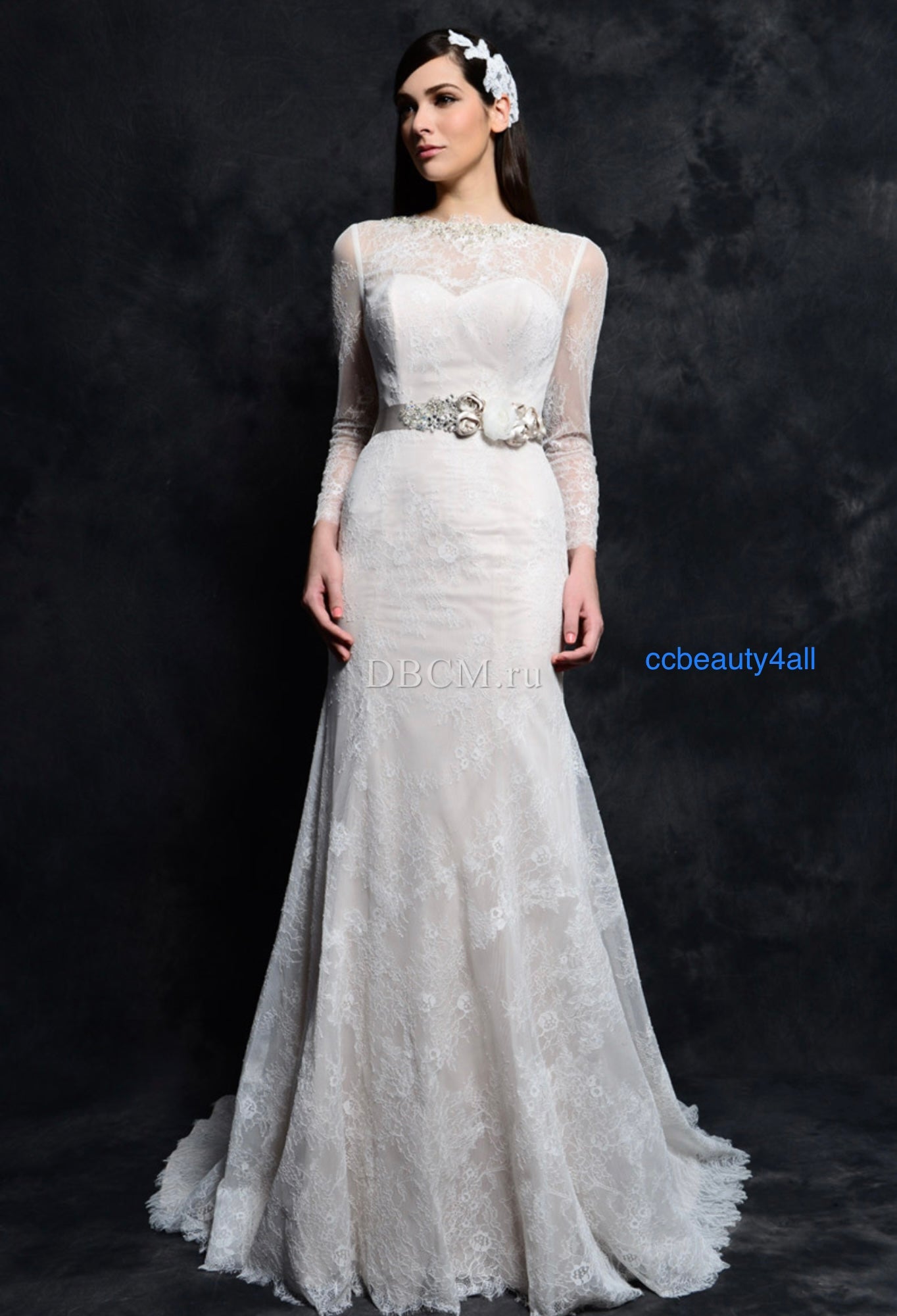 EBBL082 Ivory Wedding Dress